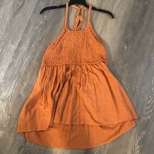 This is an adorable free people shirt. Never been worn!